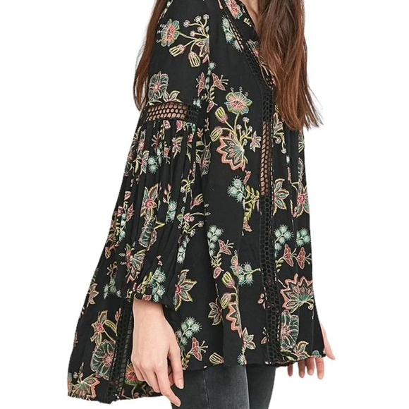 FREE PEOPLE Just The Two Of Us Black Floral Boho Tunic Balloon Sleeve Blouse - Picture 12 of 15